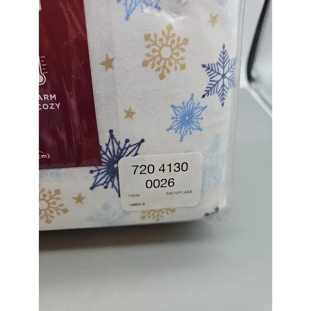 JC Penny Home Christmas  Heavyweight Flannel Sheet Set Snowflake Twin 3 Pc - New